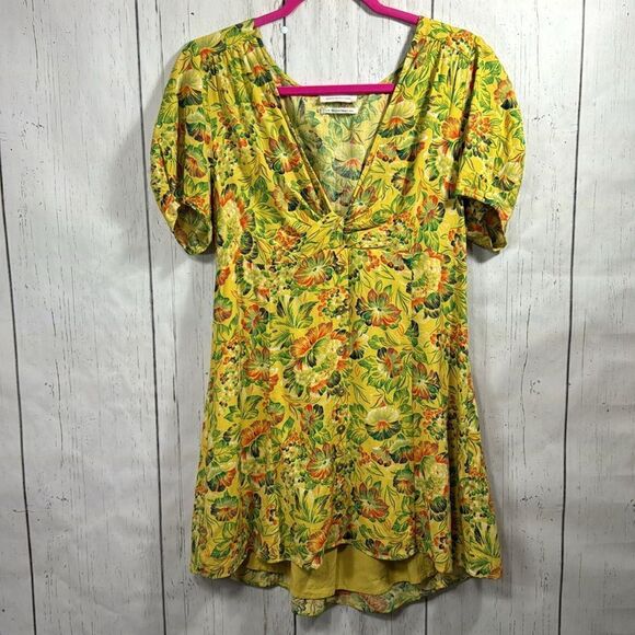 Urban Outfitters Yellow Floral Mini Dress Size L Cottagecore
Tropical Vacation - Picture 9 of 16